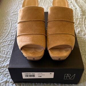 Pelle Moda Latte Suede Platform Slide Mules